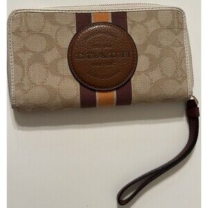 Coach Demsey Phone Wallet Light khaki/wine Multi Signature Jacquard And Leather
